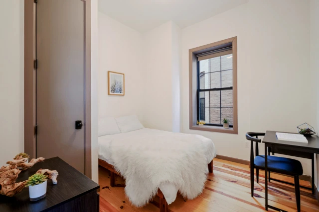 The Upper Manhattan House634814895965471221