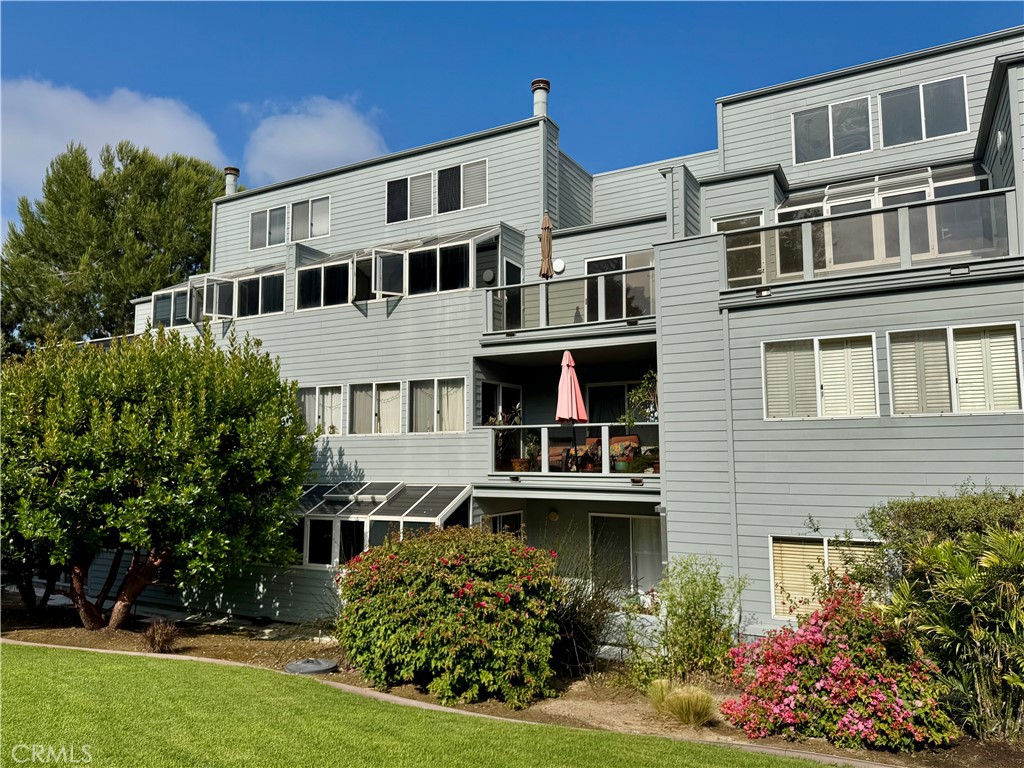 240 The Village 108 Redondo Beach CA, 9027764133863742339120