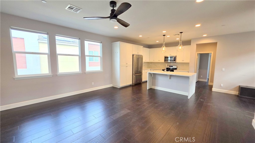 10573 Wells Drive Rancho Cucamonga CA, 9173064099886950147120