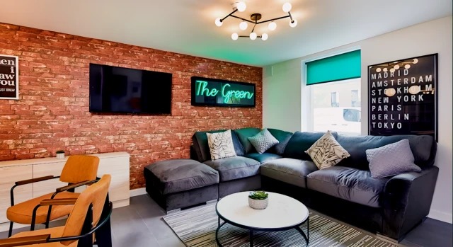 The Green64195602662658124