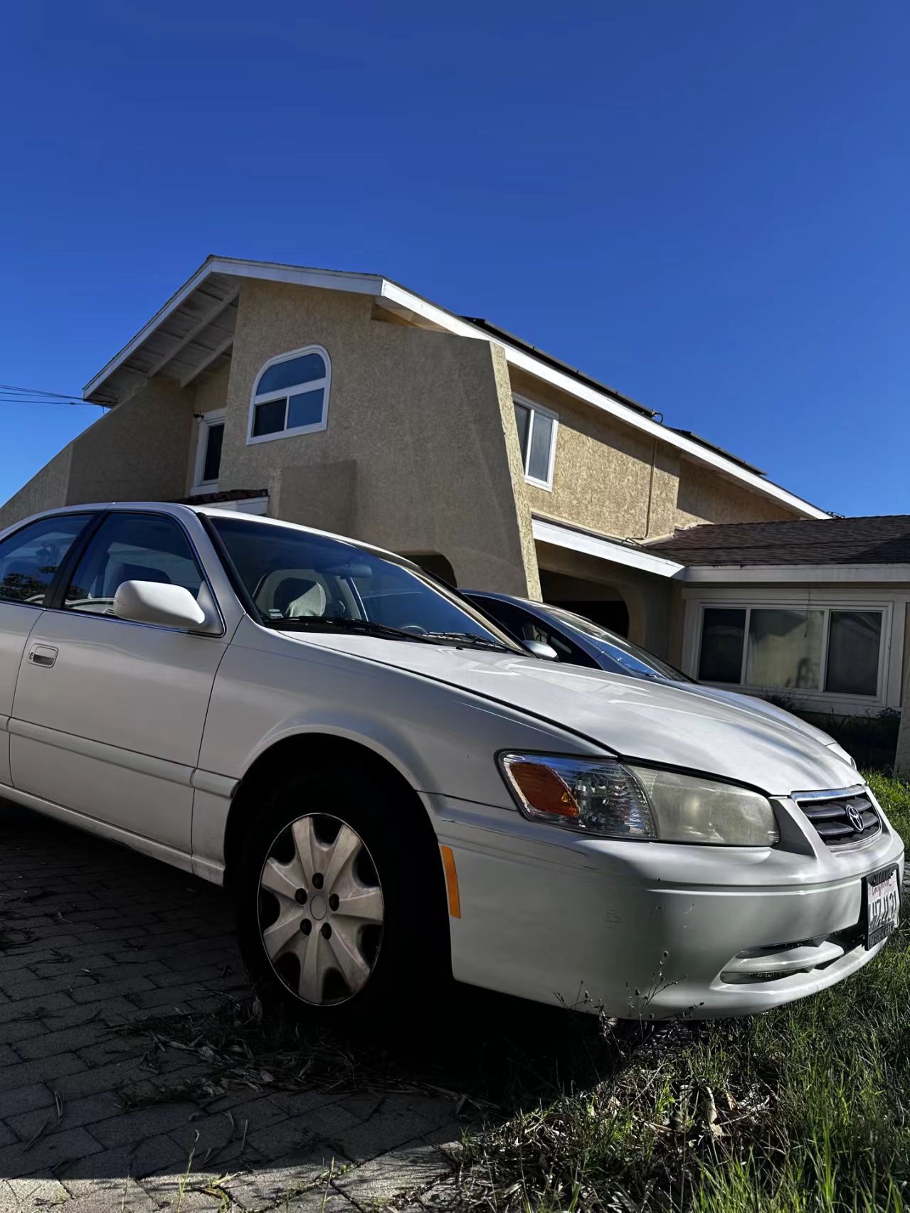 Toyota Camry 2000 | Título limpio | Aproximadamente 237 000 millas | Vehículo diario fiable