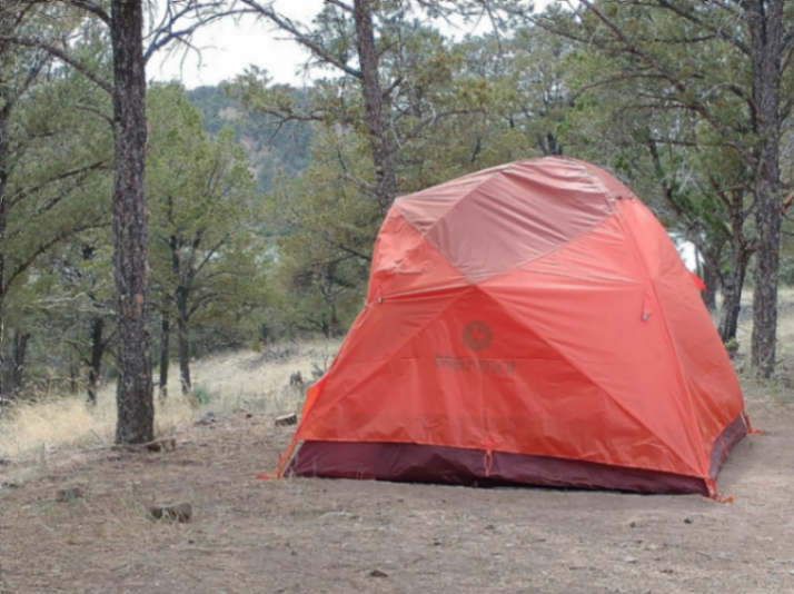 MARMOT Midpines para 4 personas, Rojo - Usado – Excelente63070815557761121
