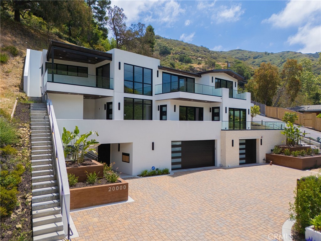 20000 Laguna Canyon Road B Laguna Beach CA, 9265164132245311233120