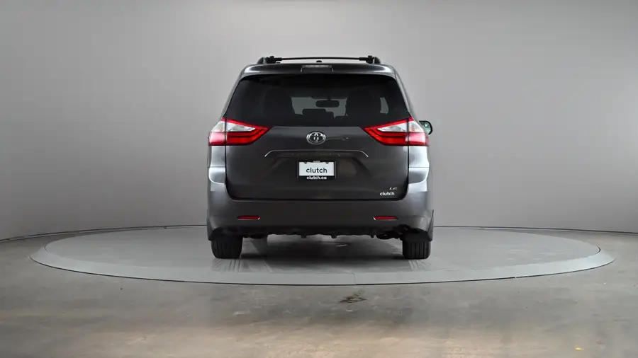 2017 Toyota Sienna64090462418691124