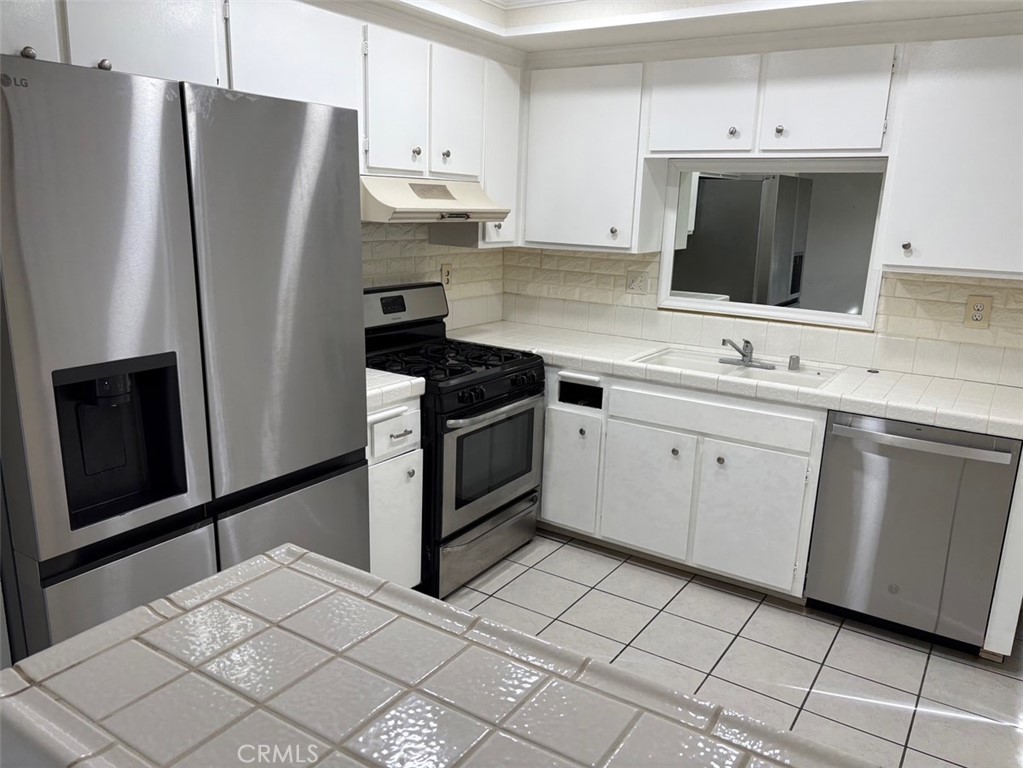 17140 Bluewater Lane 154 Huntington Beach CA, 9264964100065392257121