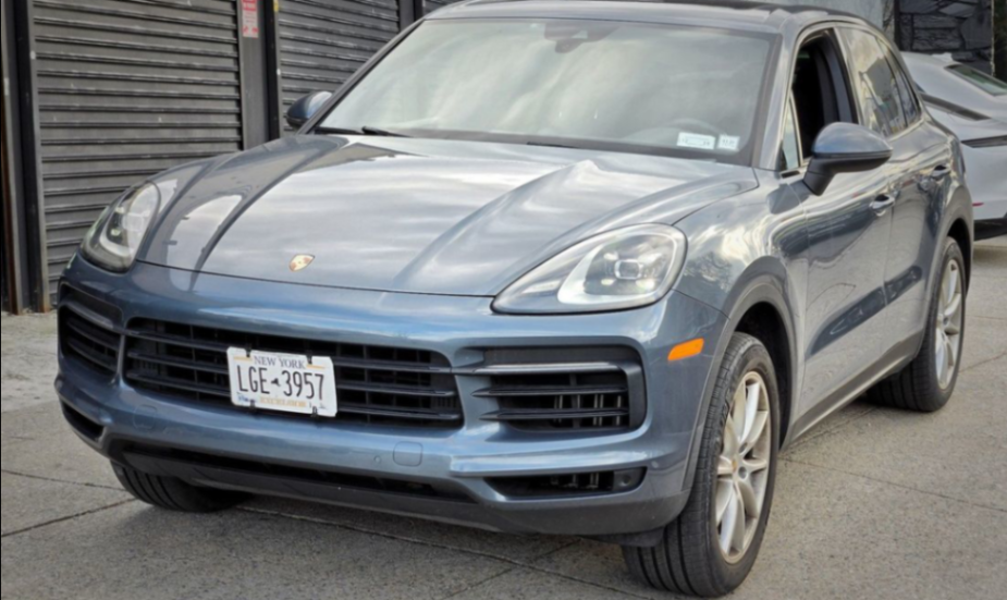2019 Porsche Cayenne Sport Utility 4D63402536937859122