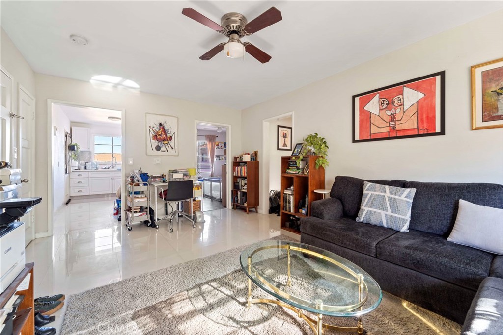 4051 Abourne Road D Los Angeles CA, 9000864112672130562120