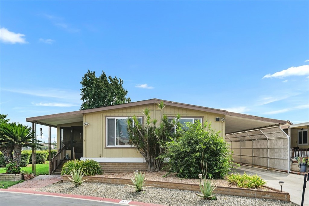 1350 San Bernardino 173 Upland CA, 9178664101760321026120