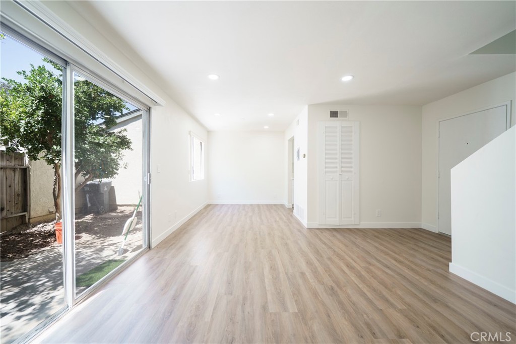 $3,200/month 2702 SHELTON Street B Santa Ana CA, 9270764098621594755120