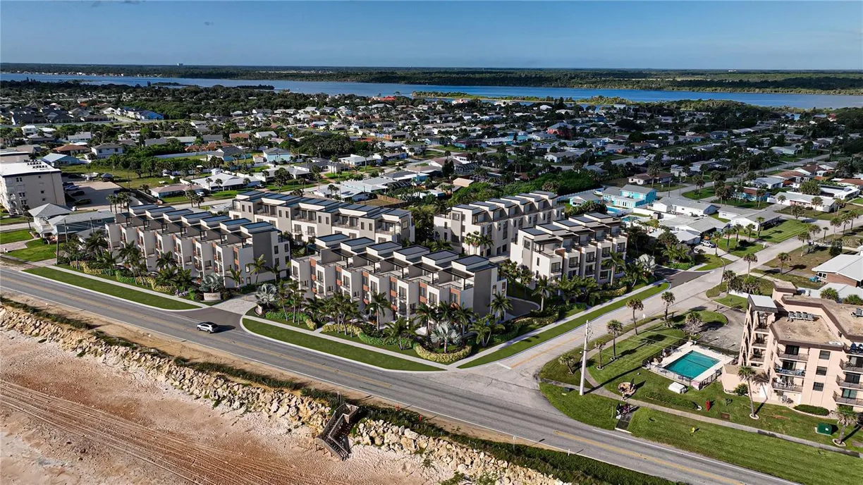 2360 OCEAN SHORE BOULEVARD, 6 ORMOND BEACH, FL 32176