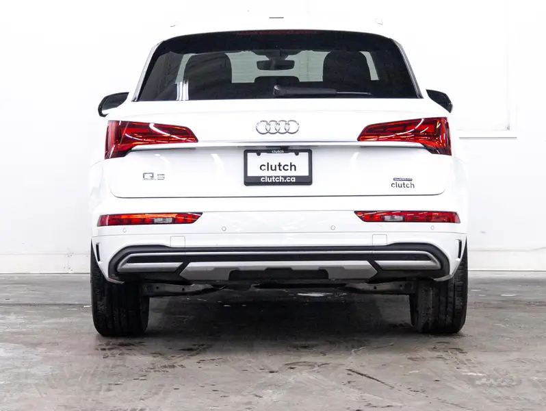 2021 Audi Q564266197687811124