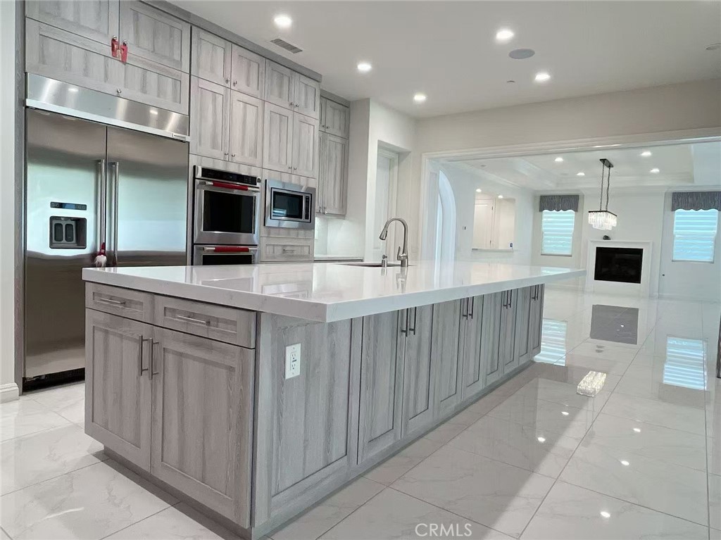 1151 Summit Oak Lake Forest CA, 9267964022629308547121
