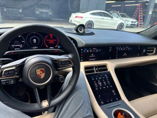 2020 PORSCHE TAYCAN63757113144195122