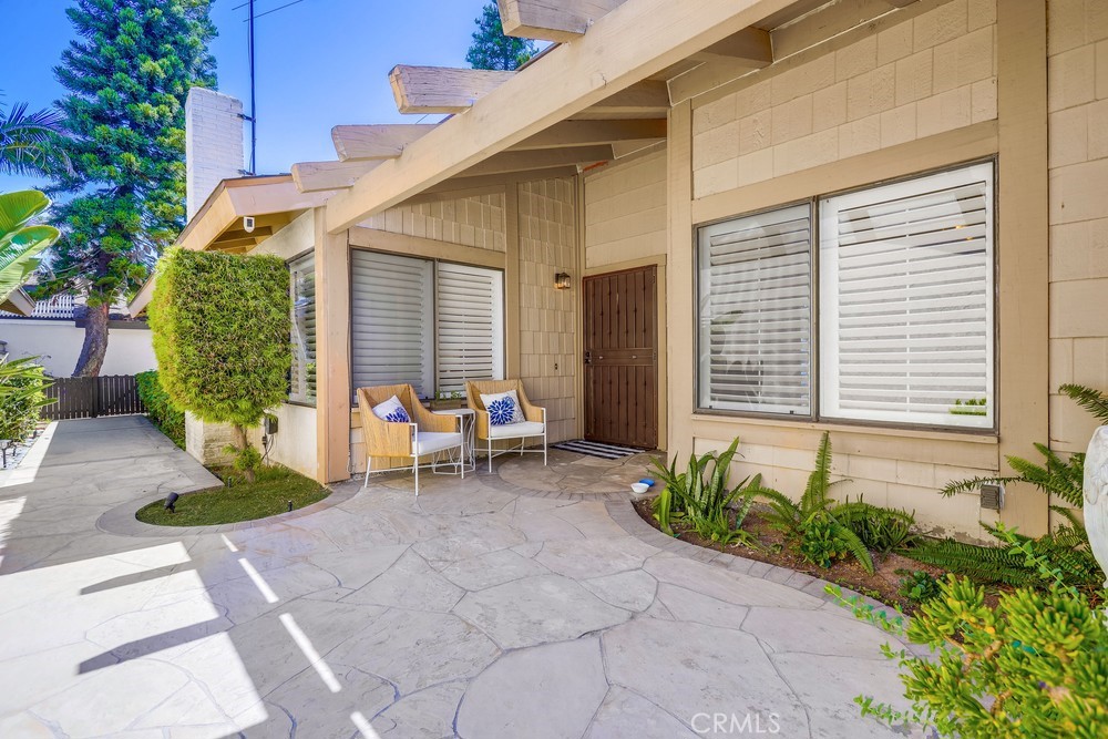 1903 E Fruit Street, Santa Ana CA, 9270163656730622083120