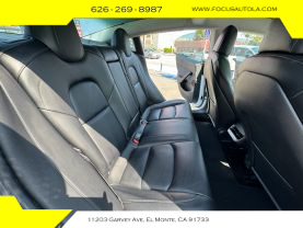 2021 TESLA MODEL 363775573398785122