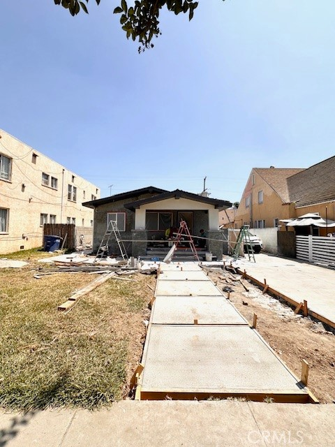 6924 Templeton Street, Huntington Park CA, 9025563590552881537120