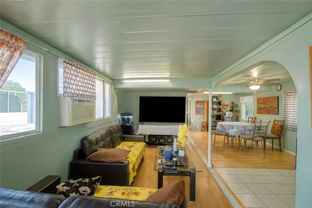 4117 MCFADDEN AVE SPC # 106 Santa Ana CA, 9270464091383180803122