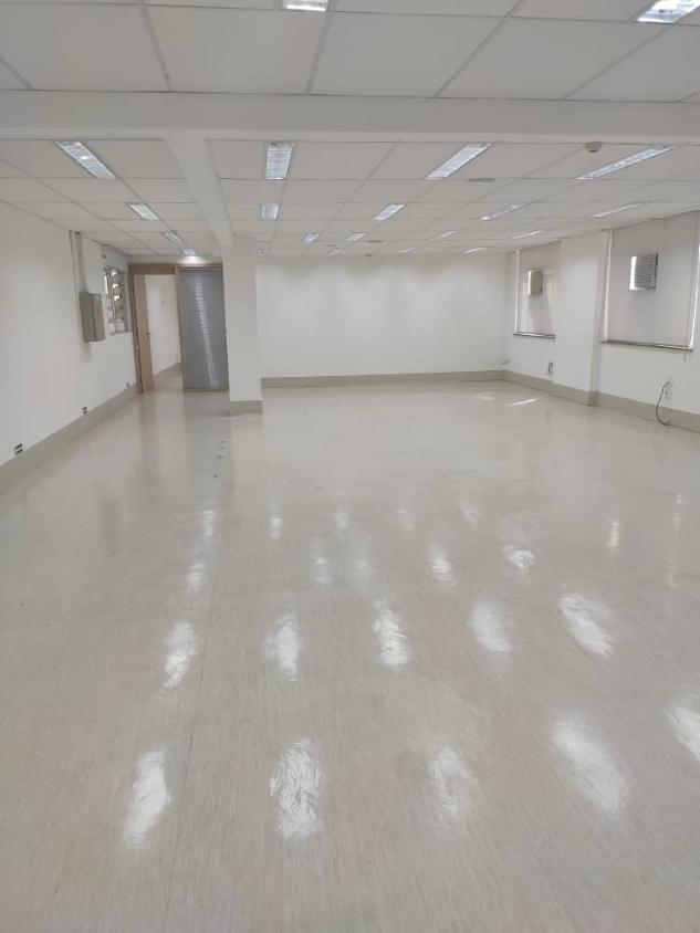 Conjunto comercial com salas individuais