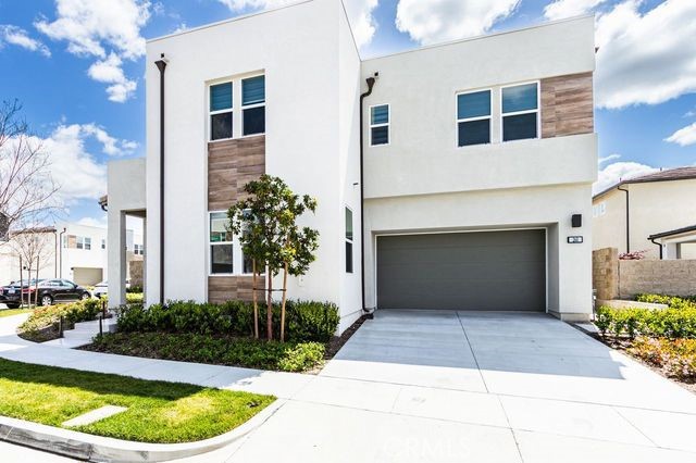 260 Holliston Lake Forest CA, 9263063711072433025120