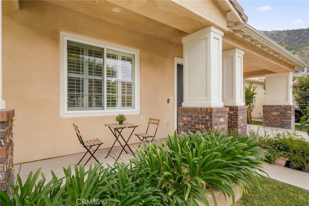 22 Silver Forest, Azusa CA, 9170264066137755521122