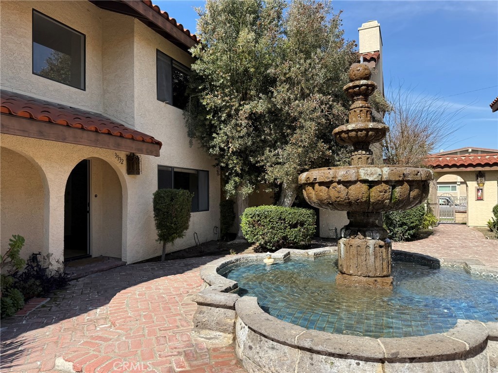 3944 Howard Ave Los Alamitos CA, 9072064120288436738120