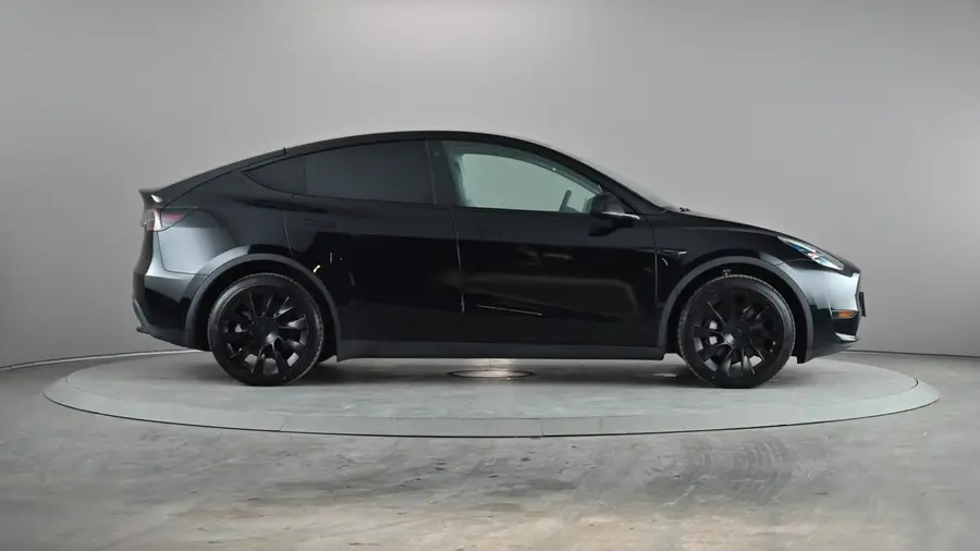 2023 Tesla Model Y65005556502145122