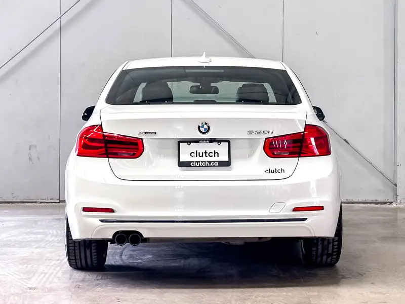 2018 BMW 3 Series63549510909827124