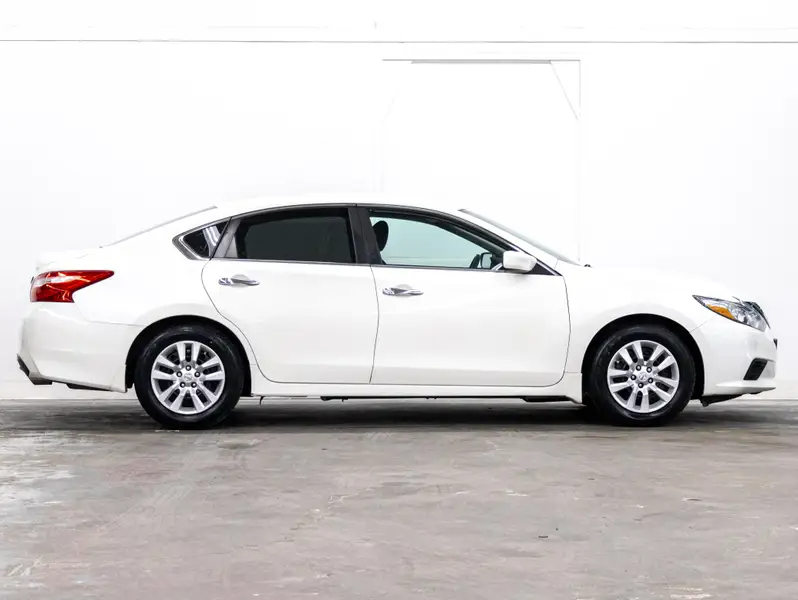 2017 Nissan Altima64422899228034120