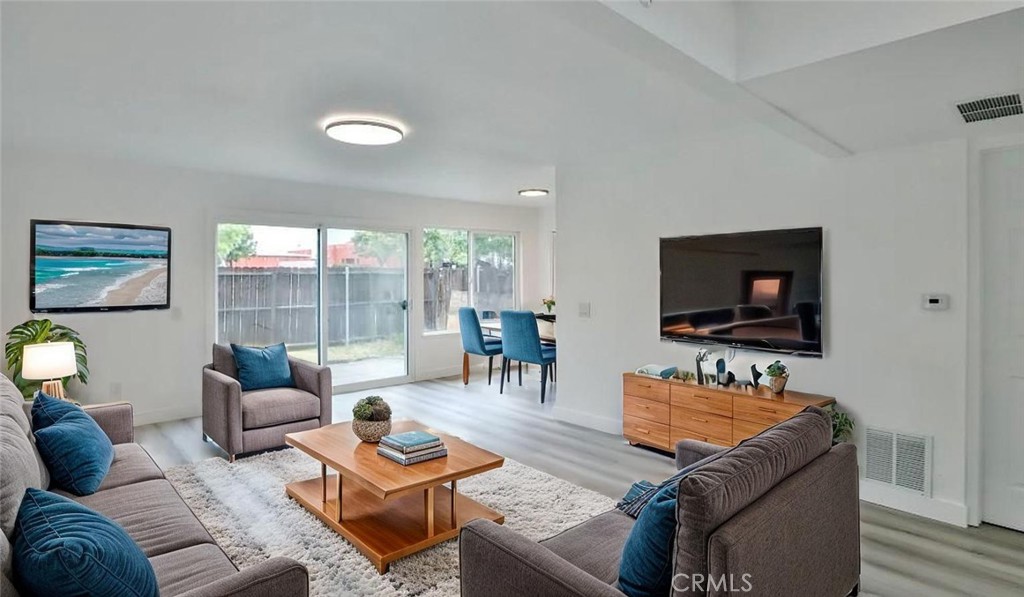 7909 Primrose, Highland CA, 9234663679057993475120