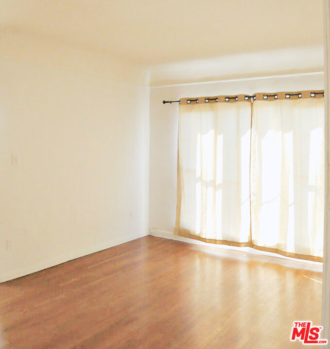 1269 S Citrus Avenue 8 Los Ángeles CA, 9001964101375315330120