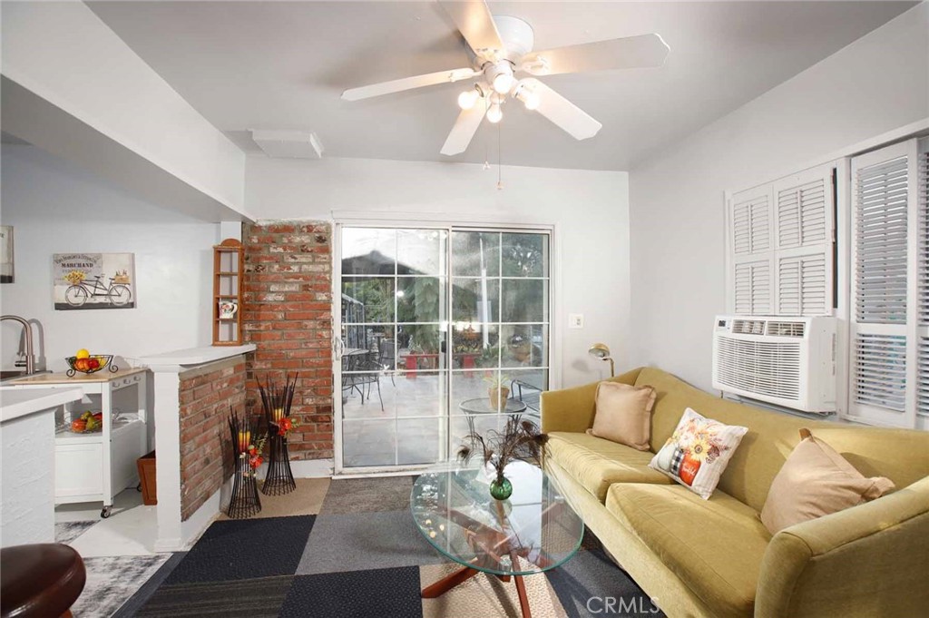 11034 Scoville Avenue, Sunland CA, 9104064089175390337122