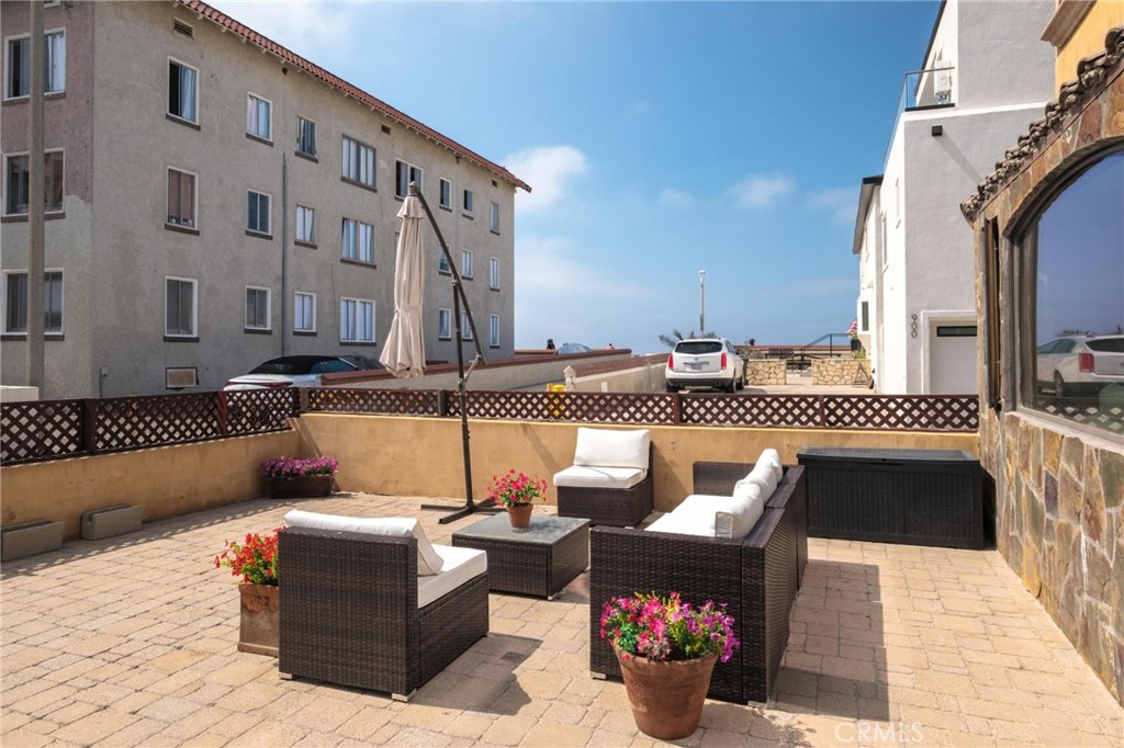 $9,950/month 19 9th Hermosa Beach CA, 9025464098269549825120