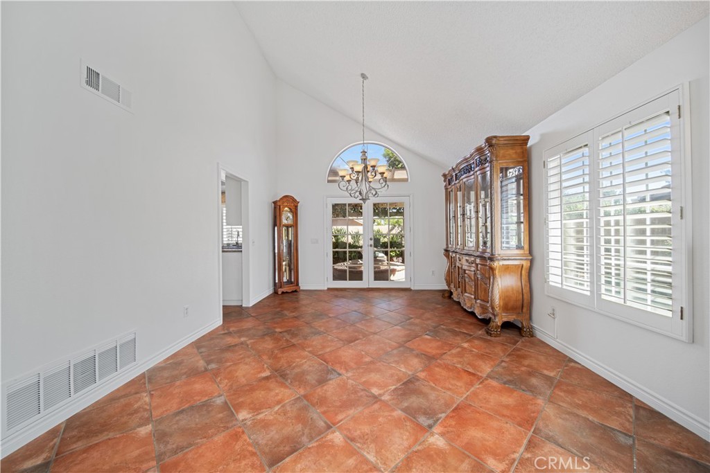 19422 Totem Court Riverside CA, 9250863868464247809122