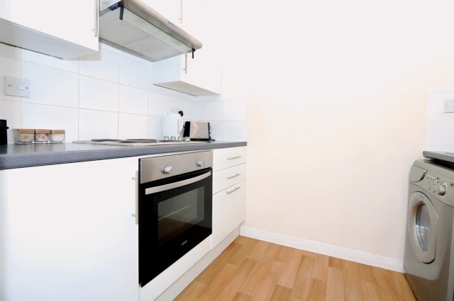 Miller Street, G1 1EB64167967414403124