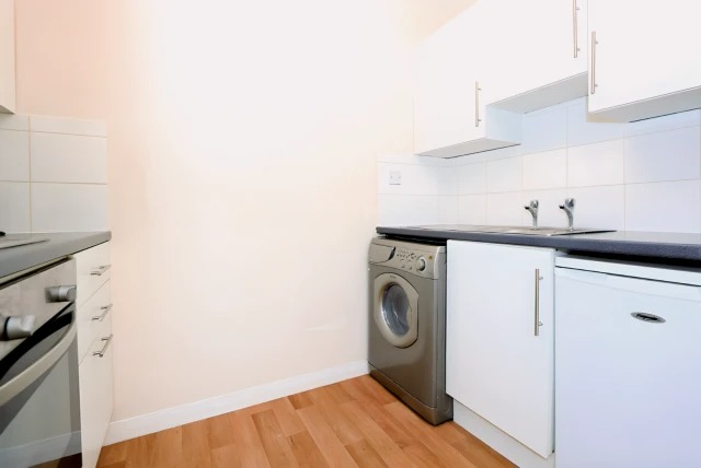 Miller Street, G1 1EB64167967414403125