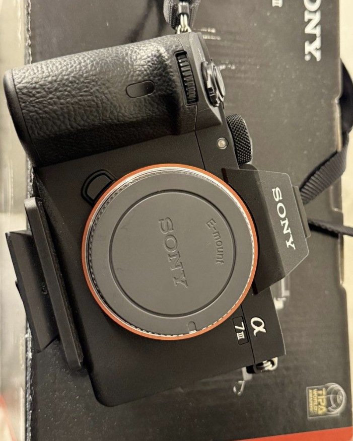 Sony a7iii65050123011843121