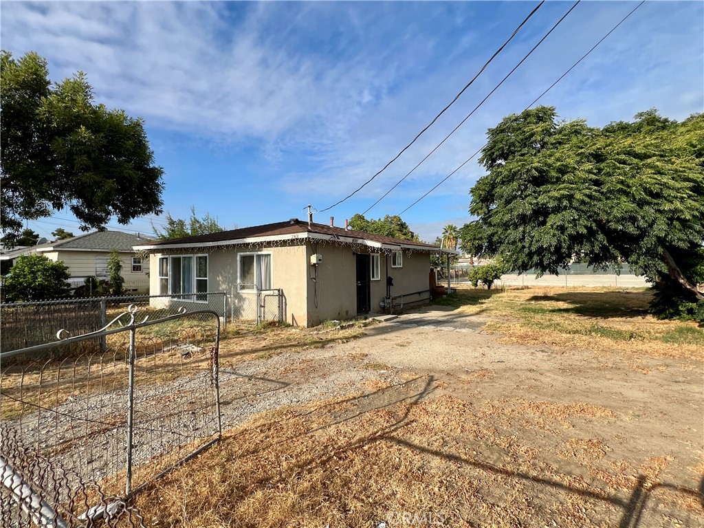 2288 S Gardena, San Bernardino CA, 9240863821160734849120
