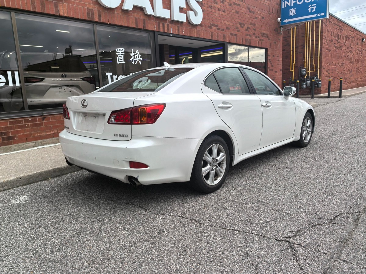 2009﻿ ﻿Lexus﻿ ﻿IS 250﻿ ﻿Base64157970724610122