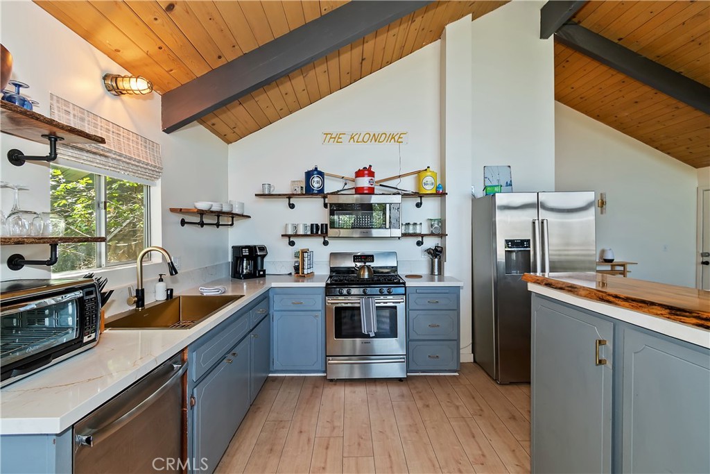 1219 Klondike Drive Lake Arrowhead CA, 9235263647674271105121