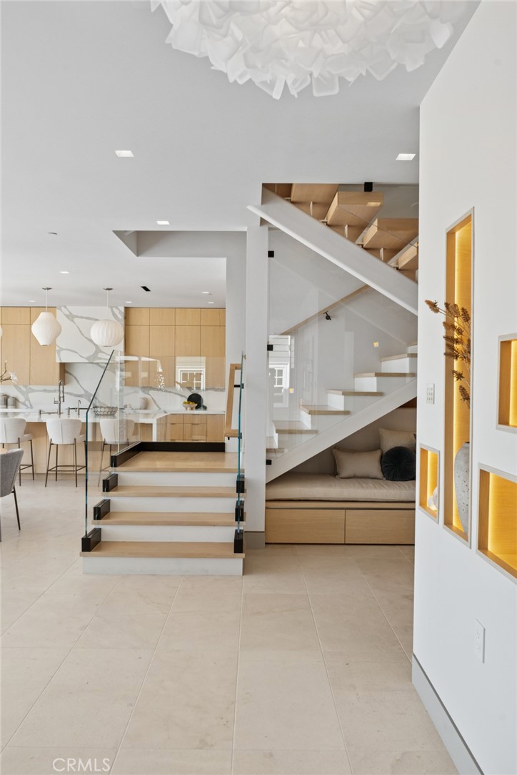 706 W Oceanfront, Newport Beach CA, 9266163713239241091121