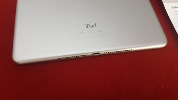 Iphone65028255930881122