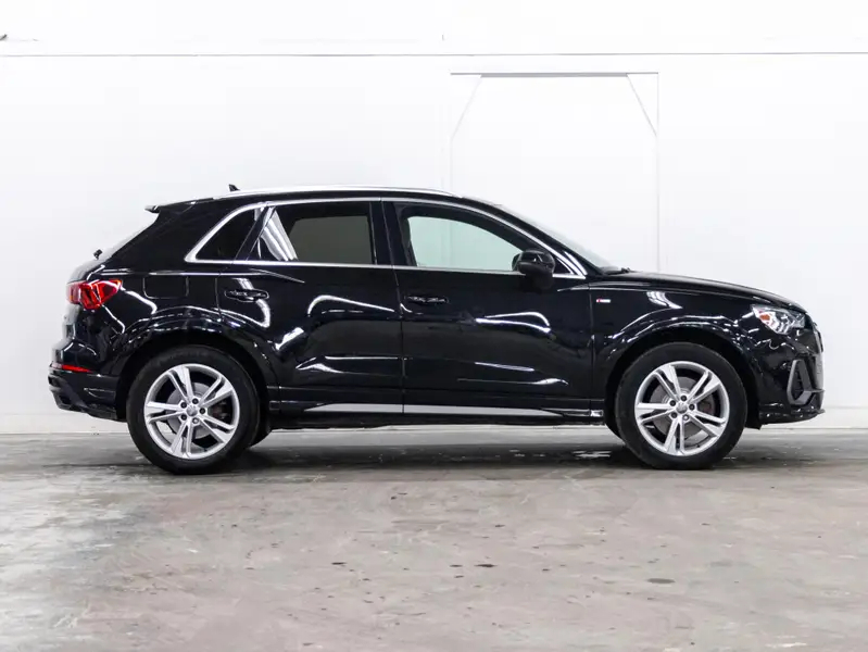 2020 Audi Q364688067412994122