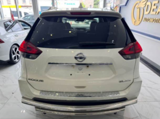 2017 NISSAN ROGUE SL63335002286337121