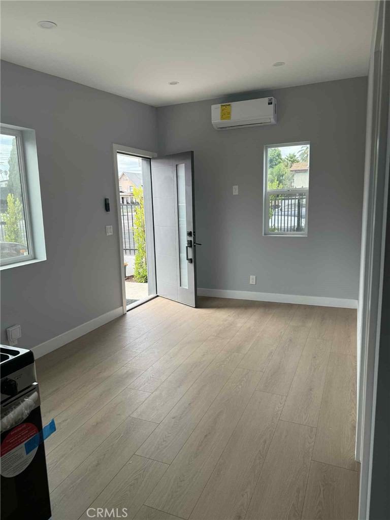 $1,950/mes 1860 W 48th St Los Angeles CA, 9006264045550177921121