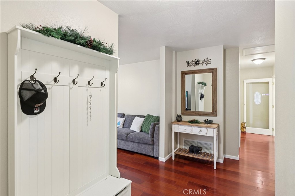 25089 Moon Drive, Crestline CA, 9232564065866001923122