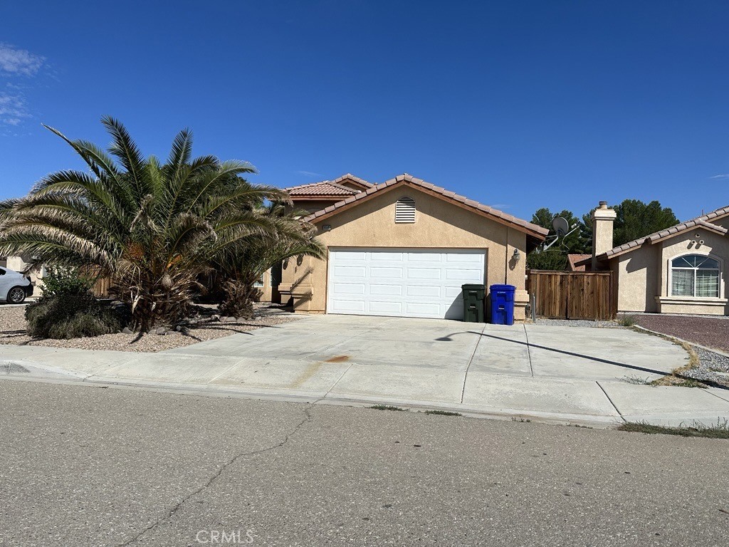 18585 Laurie Lane Adelanto CA, 9230163867801115009120