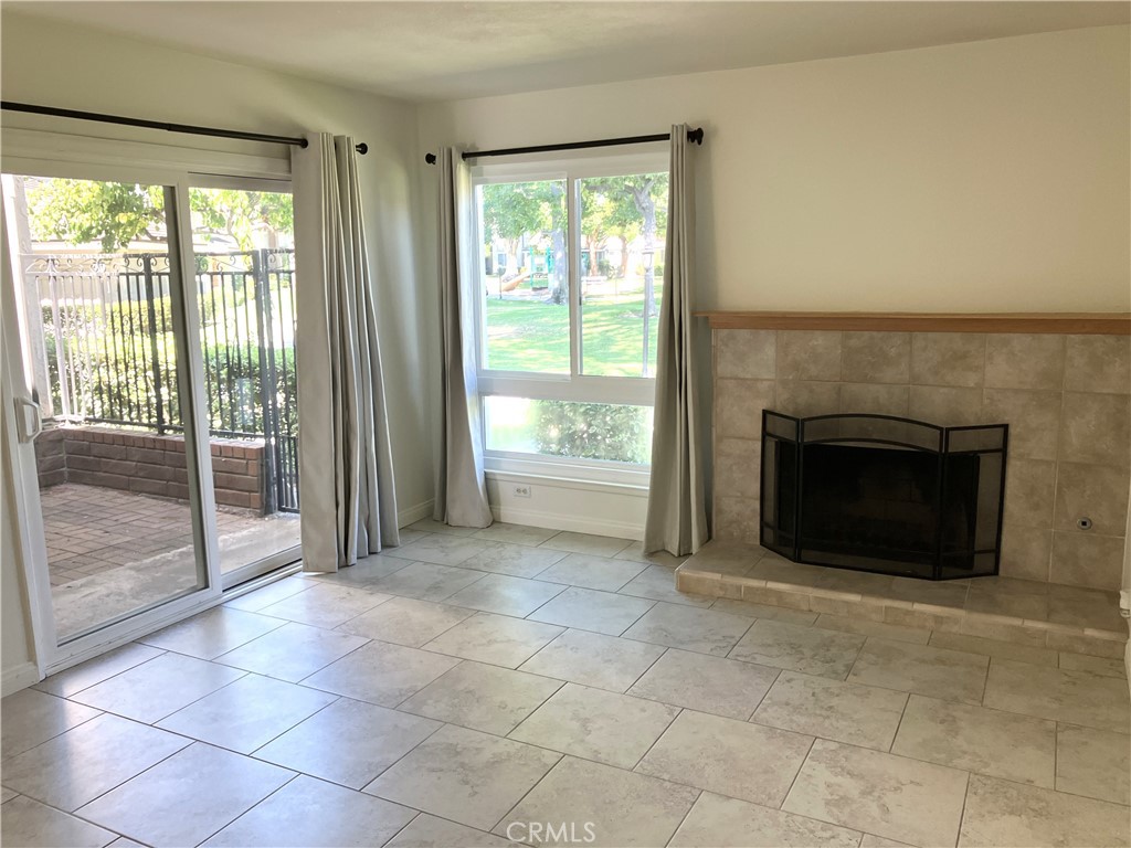 5135 Hampton Court Westminster CA, 9268363635103751681122