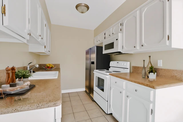 115 Doheny Apartments63449462913665122