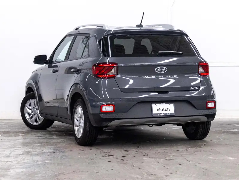 2023 Hyundai Venue64175746144641124