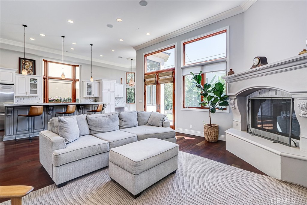 3404 N Poinsettia Avenue Manhattan Beach CA, 9026663645671060097121